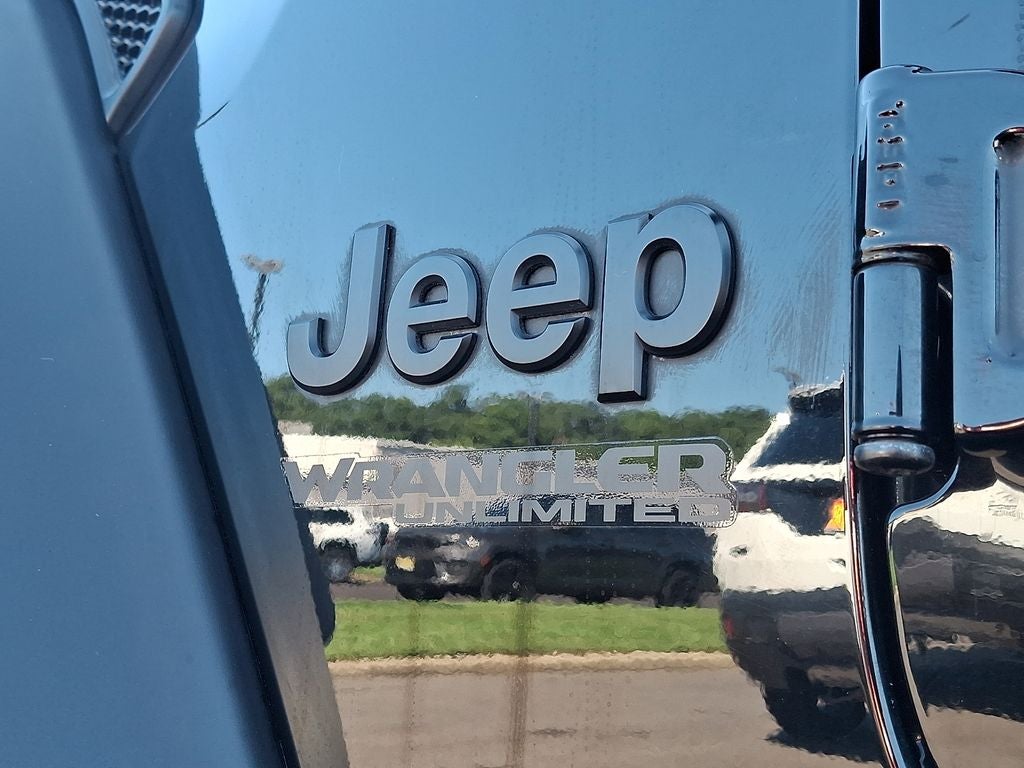 2022 Jeep Wrangler Unlimited Willys