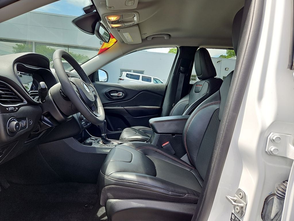 2022 Jeep Cherokee Trailhawk