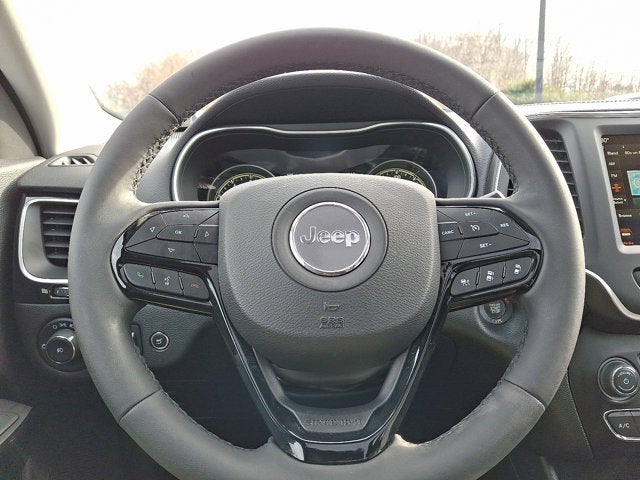 2023 Jeep Cherokee Altitude Lux