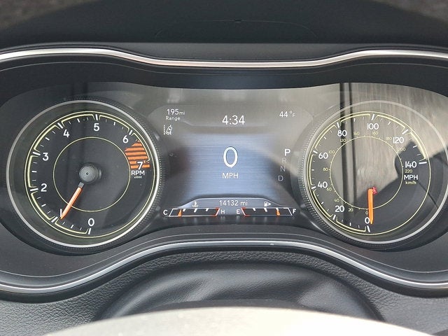 2023 Jeep Cherokee Altitude Lux