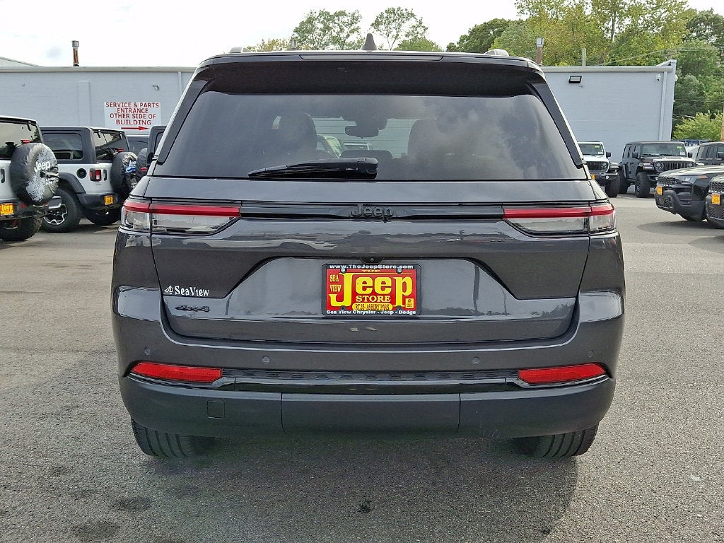 2023 Jeep Grand Cherokee Altitude X