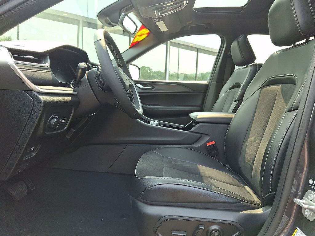 2023 Jeep Grand Cherokee Altitude X