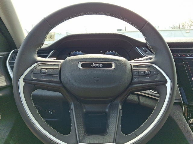 2023 Jeep Grand Cherokee Laredo X