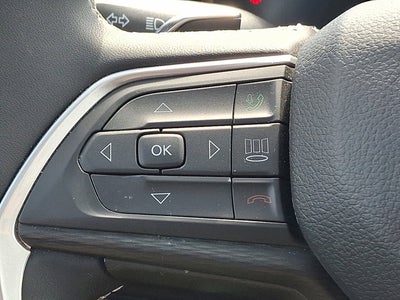 2023 Jeep Grand Cherokee Laredo X