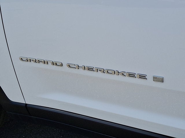 2023 Jeep Grand Cherokee Laredo X