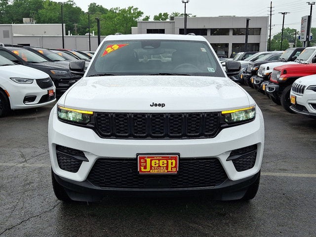2023 Jeep Grand Cherokee Altitude