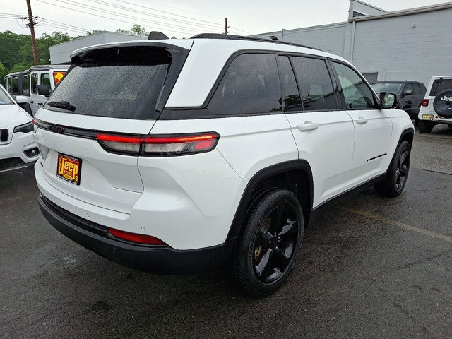 2023 Jeep Grand Cherokee Altitude