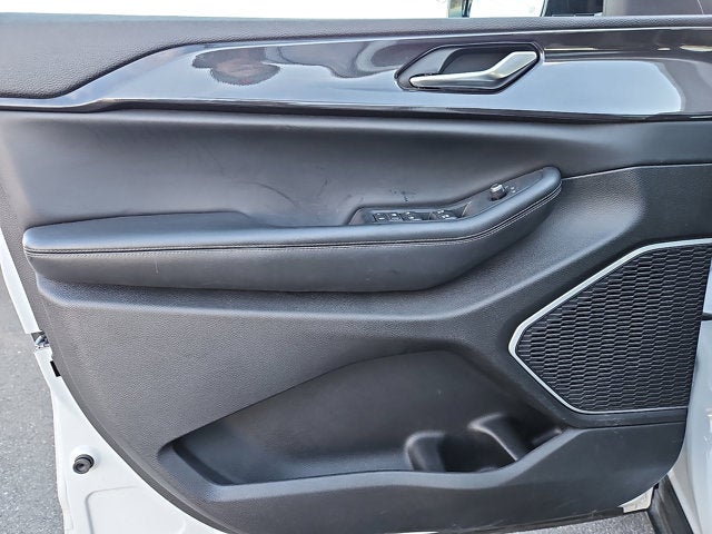 2022 Jeep Grand Cherokee Altitude