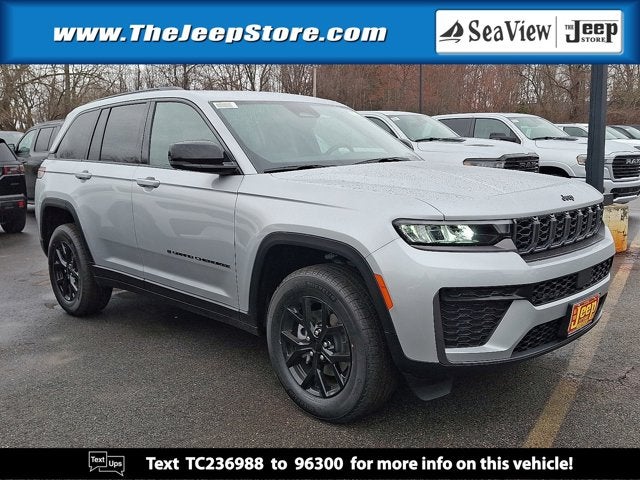 2026 Jeep Grand Cherokee Laredo Altitude