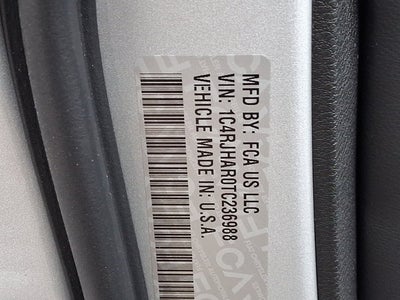 2026 Jeep Grand Cherokee Laredo Altitude