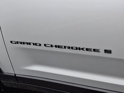 2026 Jeep Grand Cherokee Laredo Altitude
