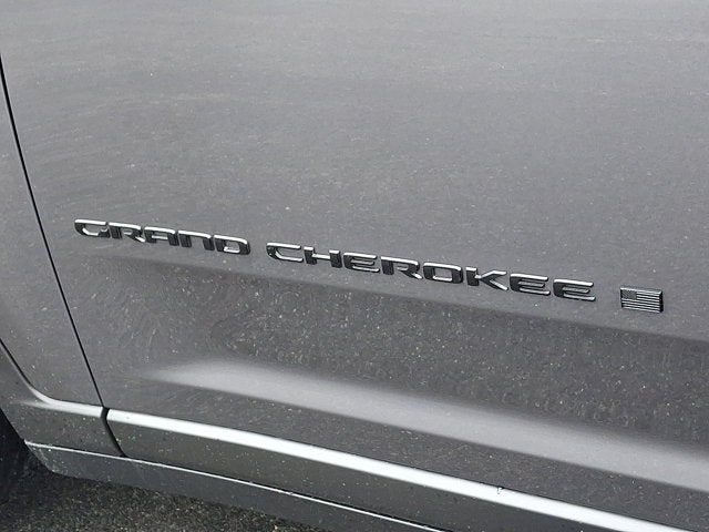 2026 Jeep Grand Cherokee Laredo Altitude