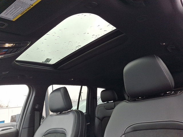 2026 Jeep Grand Cherokee Laredo Altitude