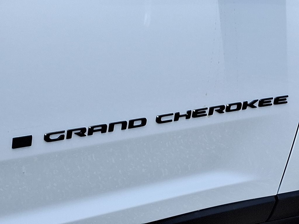 2026 Jeep Grand Cherokee Altitude