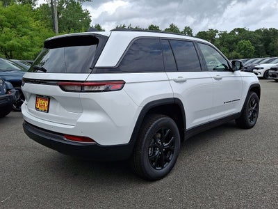 2026 Jeep Grand Cherokee Altitude