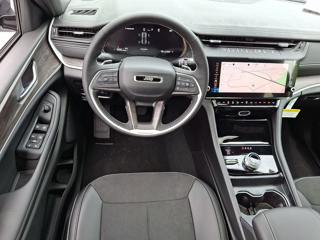 2026 Jeep Grand Cherokee Altitude