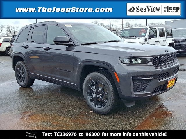 2026 Jeep Grand Cherokee Laredo Altitude