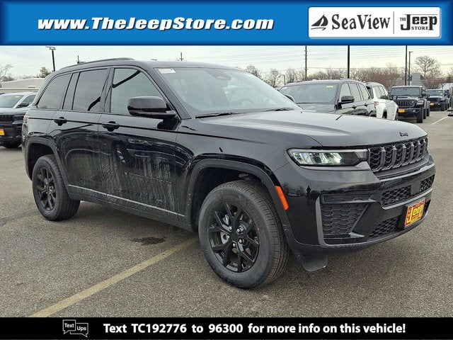 2026 Jeep Grand Cherokee Laredo Altitude