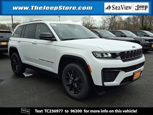 2026 Jeep Grand Cherokee Laredo Altitude