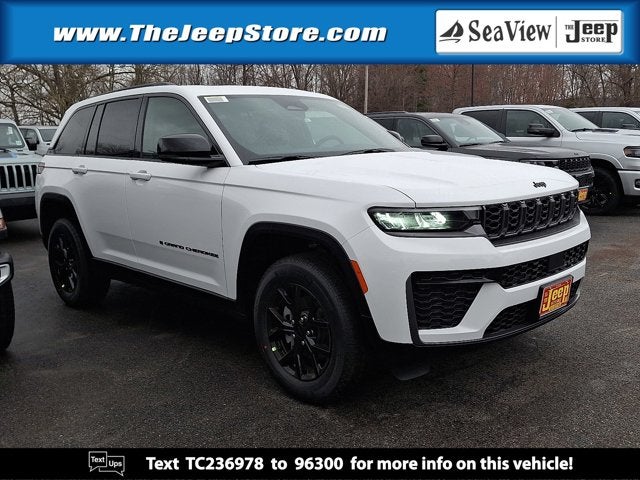 2026 Jeep Grand Cherokee Laredo Altitude