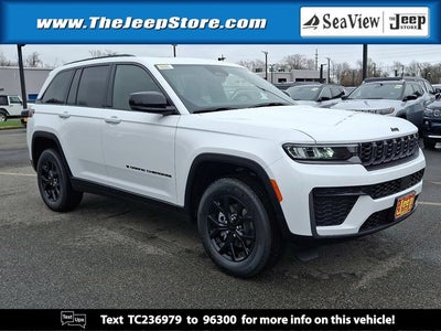 2026 Jeep Grand Cherokee Laredo Altitude