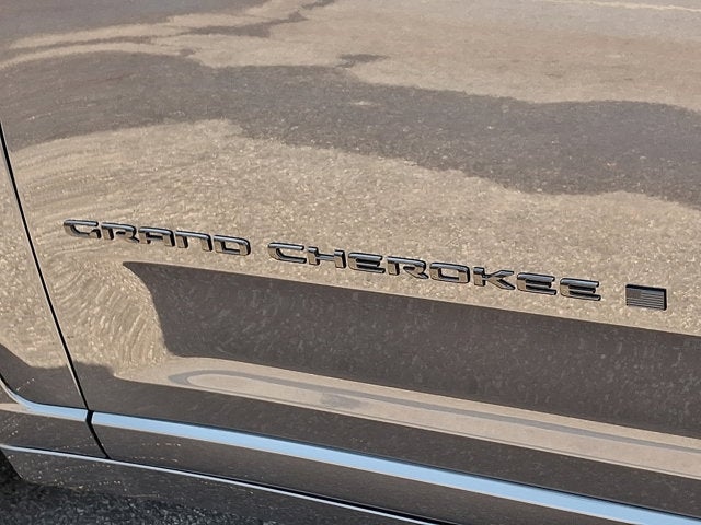 2026 Jeep Grand Cherokee Limited Reserve