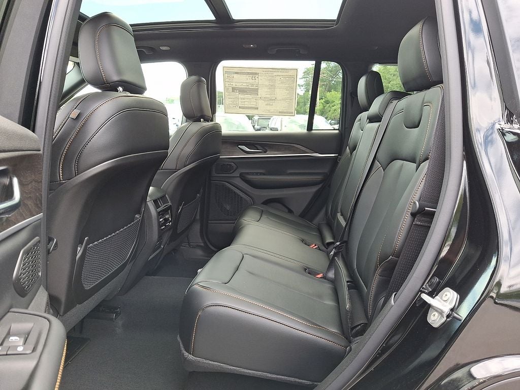 2026 Jeep Grand Cherokee GRAND CHEROKEE 85TH ANNIVERSARY EDITION 4X4