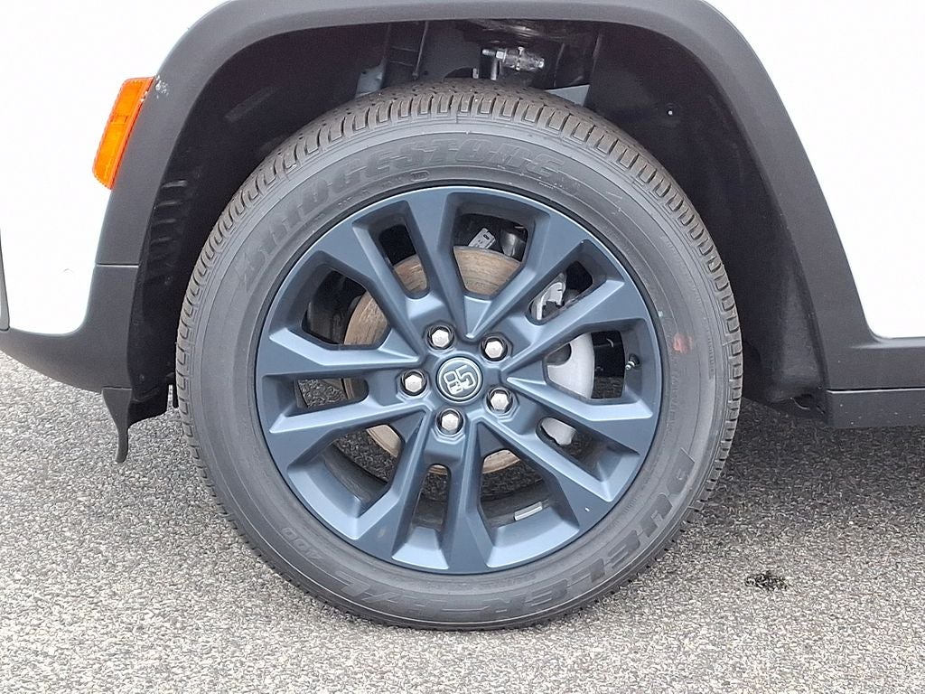 2026 Jeep Grand Cherokee GRAND CHEROKEE 85TH ANNIVERSARY EDITION 4X4