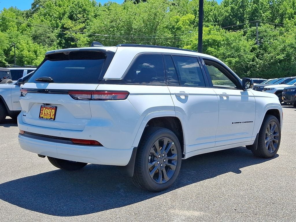 2026 Jeep Grand Cherokee Limited Reserve