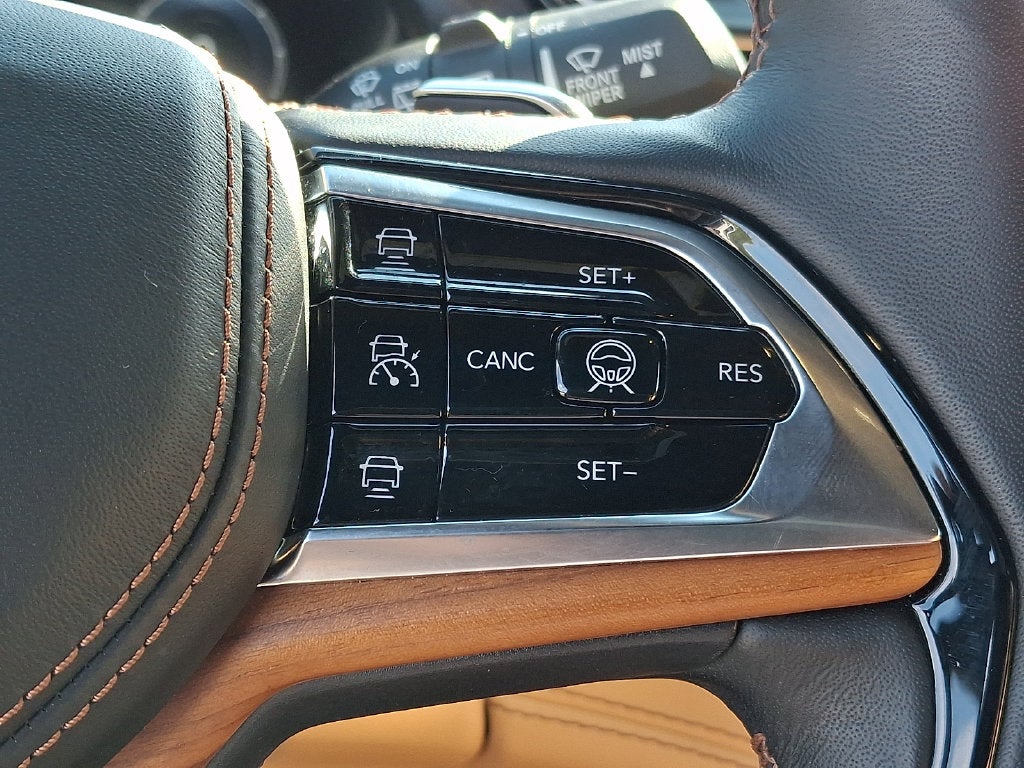 2025 Jeep Grand Cherokee Summit Reserve