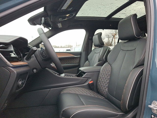 2026 Jeep Grand Cherokee Summit