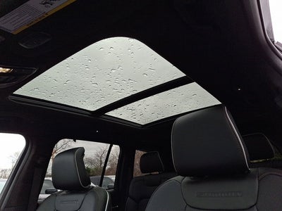 2026 Jeep Grand Cherokee Summit