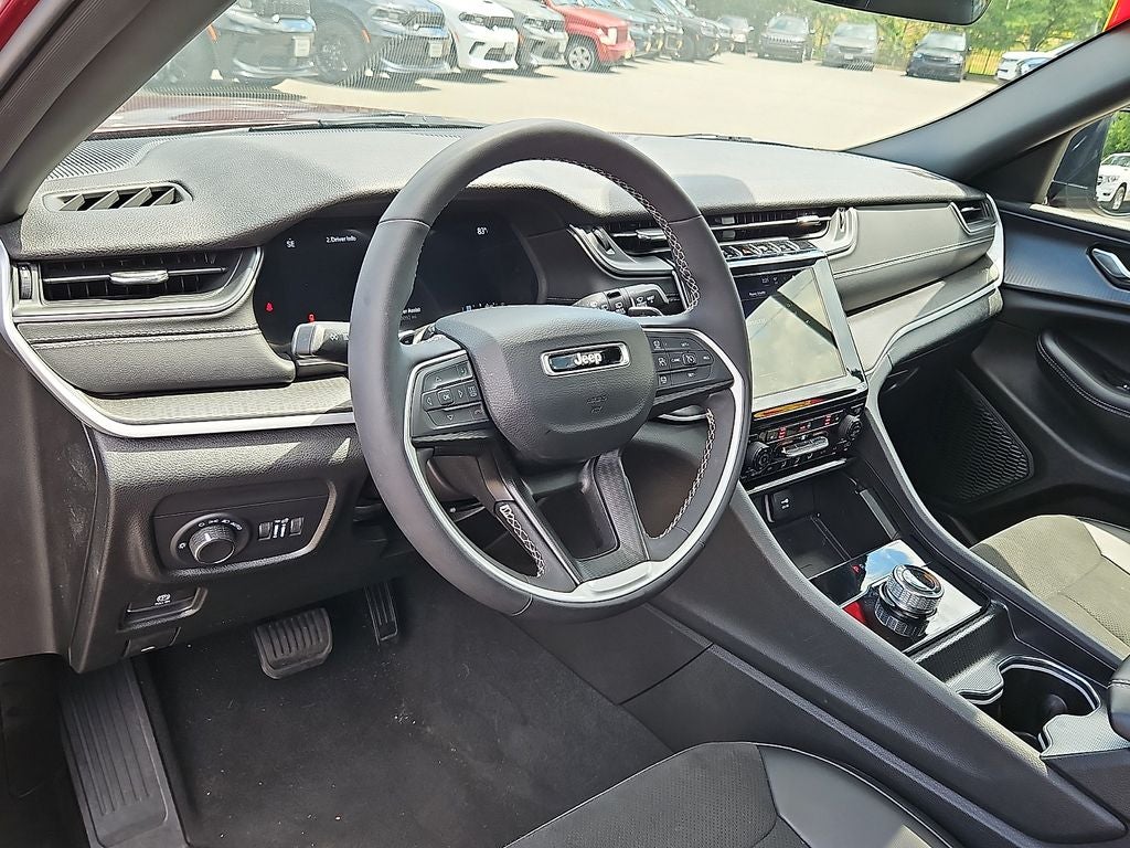 2025 Jeep Grand Cherokee L Altitude X