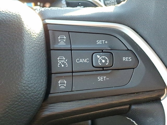 2023 Jeep Grand Cherokee L Laredo