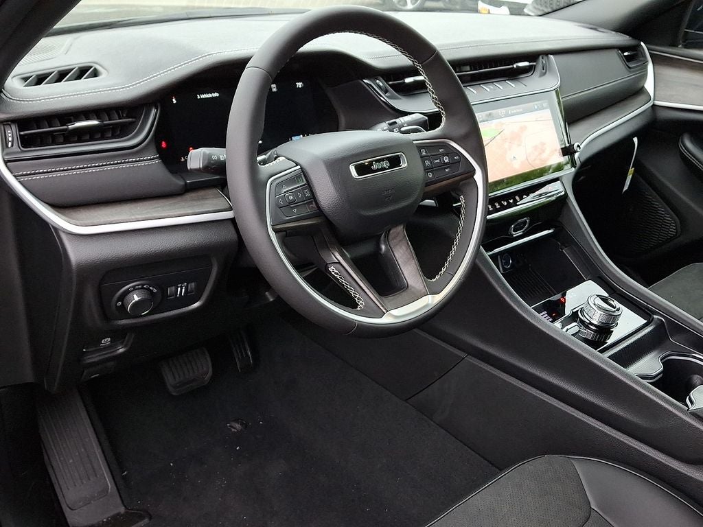 2026 Jeep Grand Cherokee L Laredo