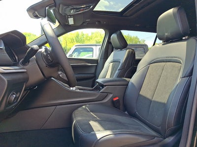 2026 Jeep Grand Cherokee L Laredo Altitude
