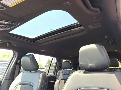 2026 Jeep Grand Cherokee L Laredo Altitude