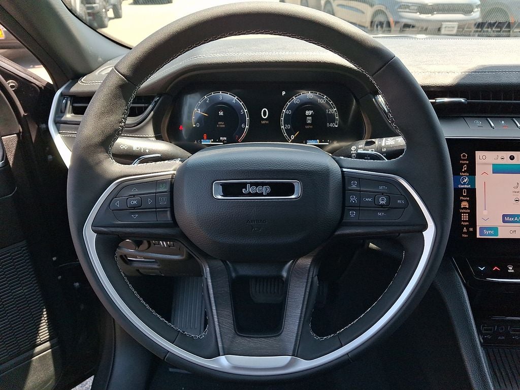2026 Jeep Grand Cherokee L Laredo