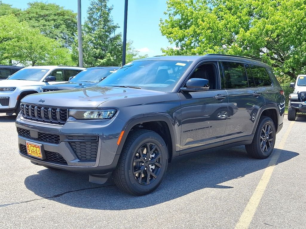 2026 Jeep Grand Cherokee L Laredo
