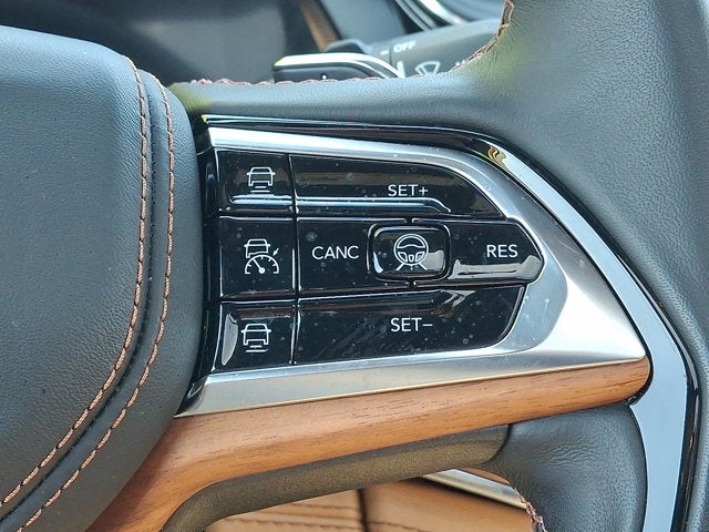 2023 Jeep Grand Cherokee L Summit Reserve