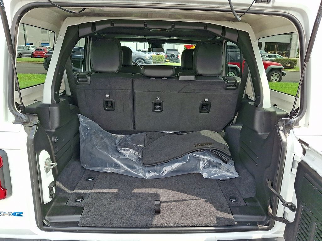 2024 Jeep Wrangler Sahara 4xe