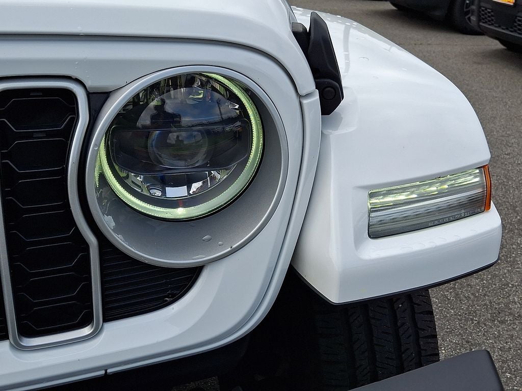 2024 Jeep Wrangler Sahara 4xe