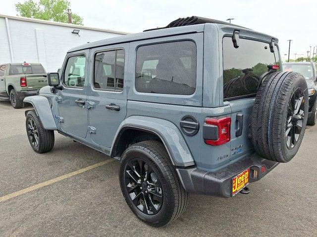 2025 Jeep Wrangler 4xe Sahara