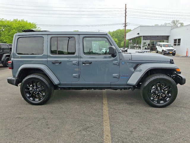 2025 Jeep Wrangler 4xe Sahara