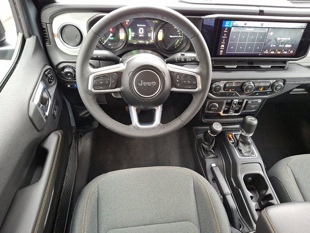 2025 Jeep Wrangler 4xe Sahara