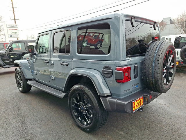 2025 Jeep Wrangler 4xe Sahara