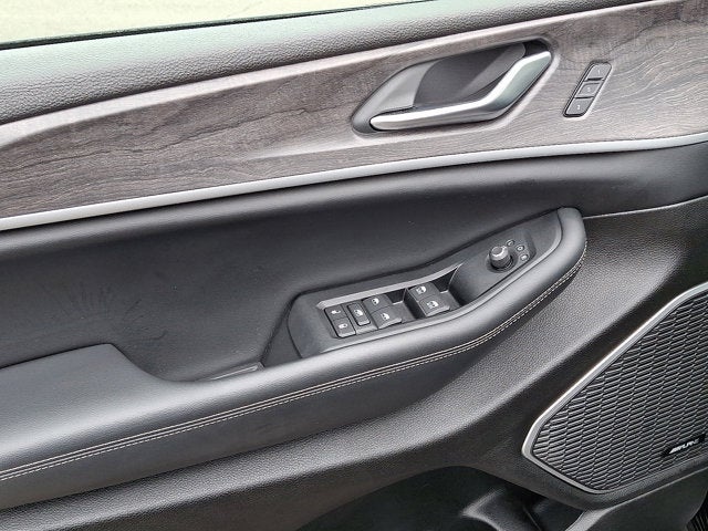 2022 Jeep GRAND CHEROKEE (2.0L) Limited 4x4