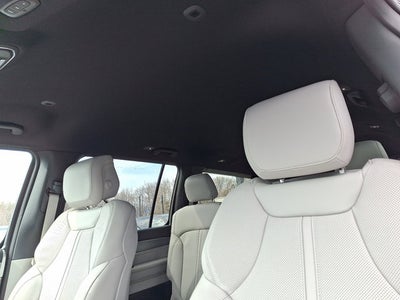 2026 Jeep Grand Wagoneer L 4x4