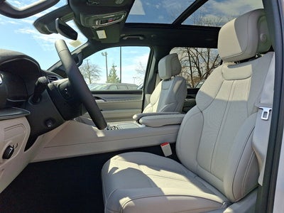 2026 Jeep Grand Wagoneer L 4x4