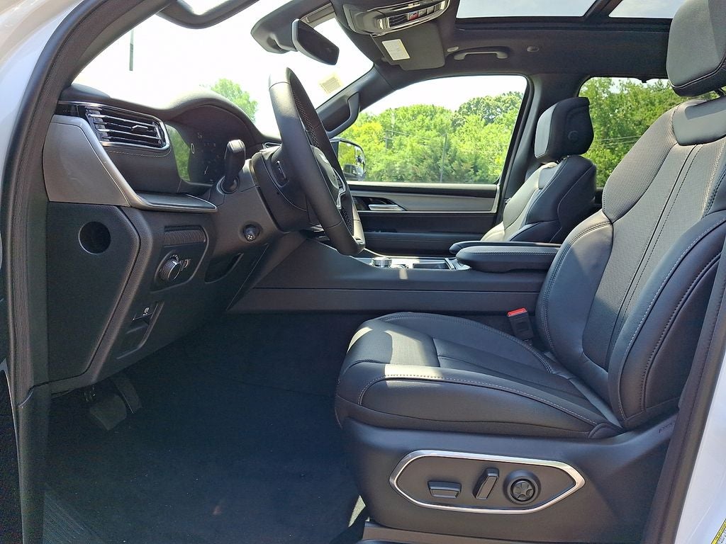 2026 Jeep Grand Wagoneer L Limited Reserve